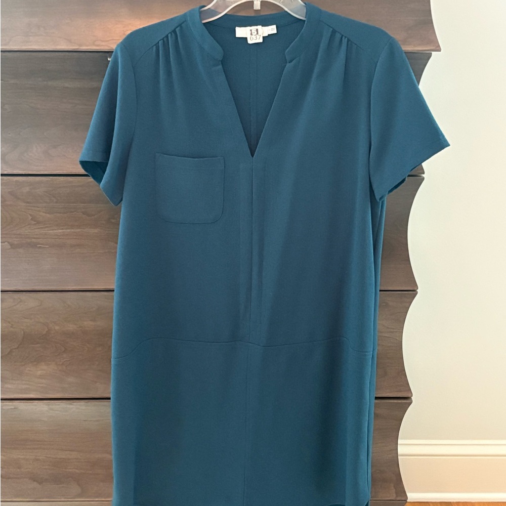 Lush Hailey Crepe Dress size Medium - Picture 2 of 4